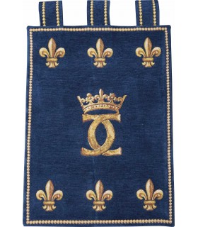 EMBLEM OF CHENONCEAU TAPESTRY WITH LOOPS